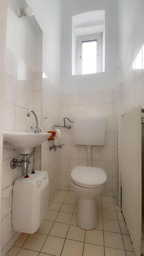 Private Room In Shared Apartment Pr4-9 Wina Bagian luar foto