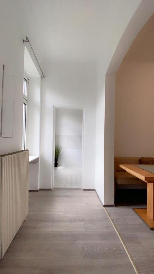 Private Room In Shared Apartment Pr4-9 Wina Bagian luar foto