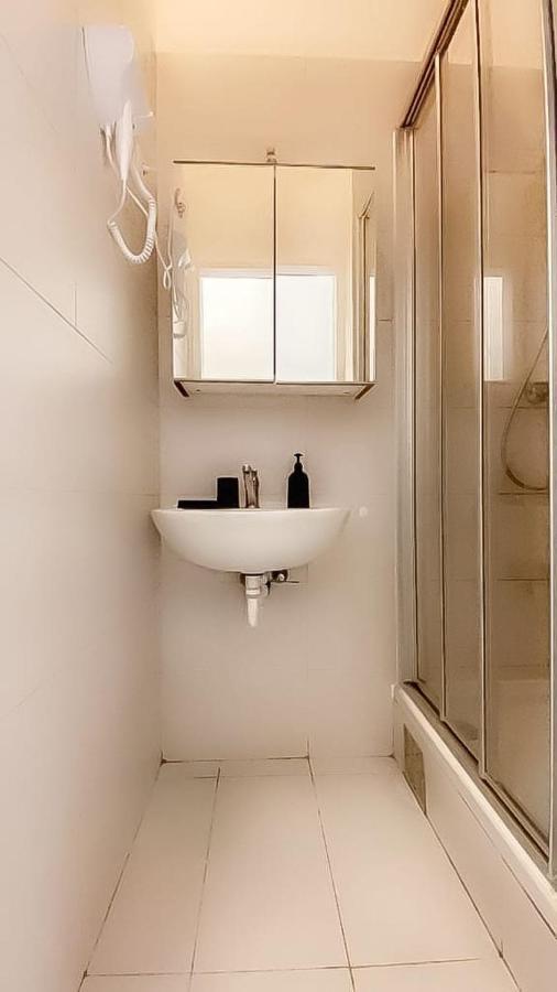 Private Room In Shared Apartment Pr4-9 Wina Bagian luar foto