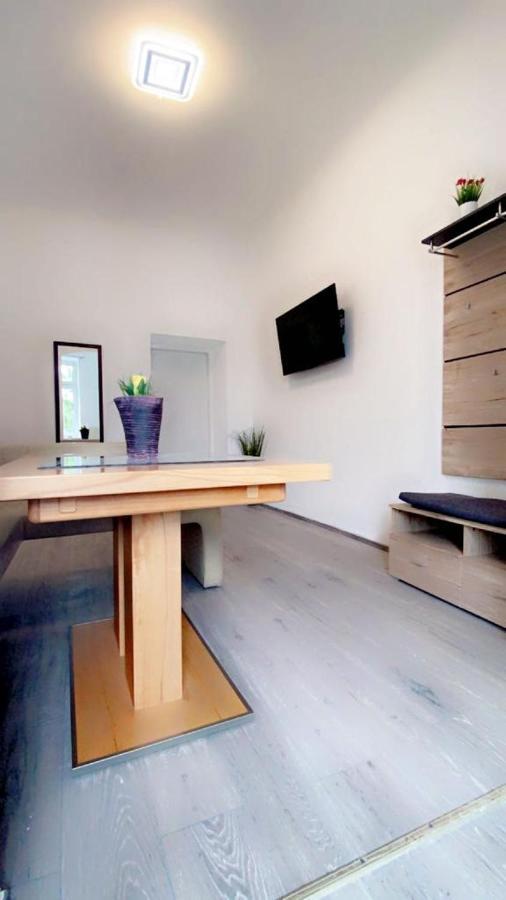 Private Room In Shared Apartment Pr4-9 Wina Bagian luar foto